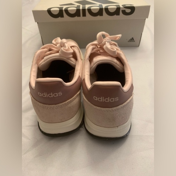 NWOT Adidas Women's Light Pink Cloudfoam Sneakers - Picture 3 of 5